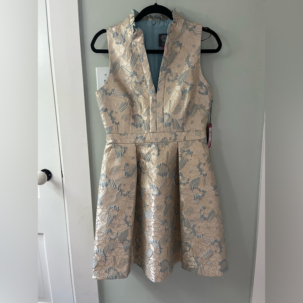 NWT Vince Camuto 6 Jacquard V-Neck Fit & Flare Dress
